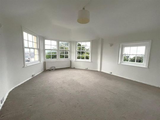 3 bedroom apartment to rent - Photo 1