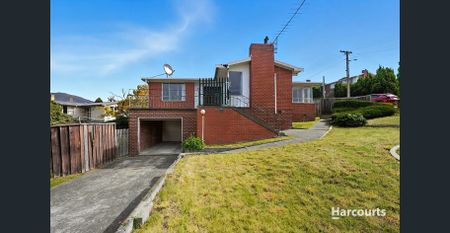 Family Home - Photo 2