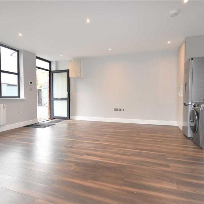 1 bedroom flat to rent - Photo 1