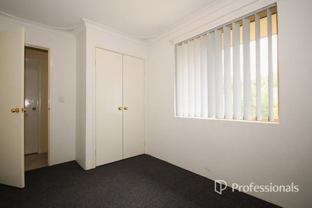 Charming Rustic Home - Photo 5