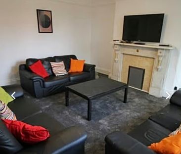 9 Bed - 167 Belle Vue Road, Hyde Park, Leeds - LS3 1HG - Student - Photo 2