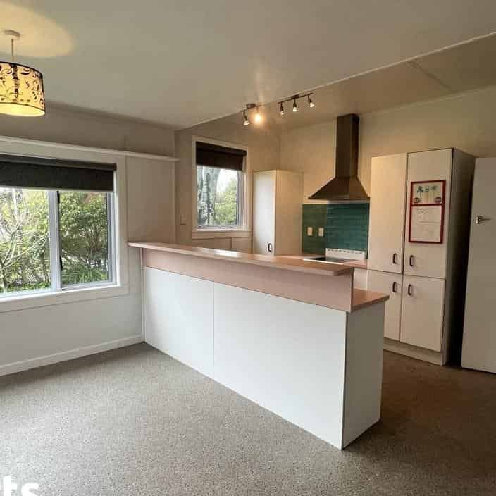 Five Bedroom House - Waihi - Photo 1
