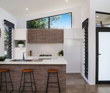 MODERN LIVING - Photo 4