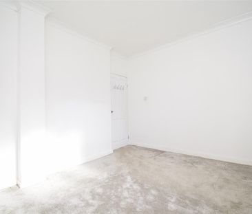 Painthorpe Lane, Hall Green, Wakefield - Photo 1