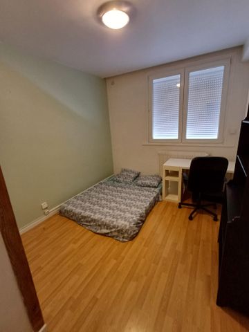 Location Appartement 4 pièces 87m² LILLE 59800 - Photo 5