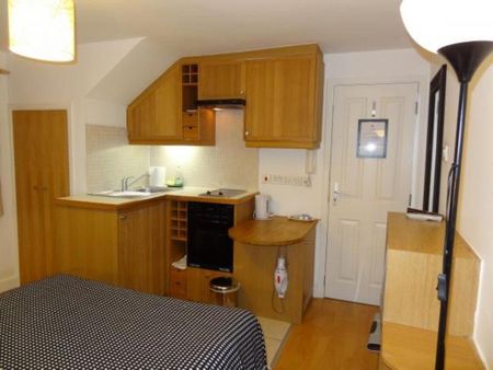 Studio to rent - Photo 4