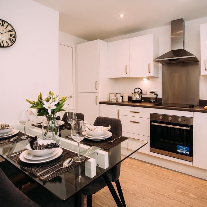 3 bedroom semi-detached house to rent - Photo 1