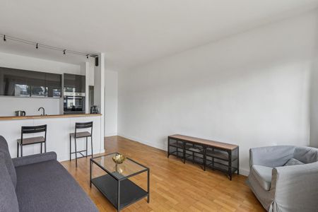 Location Appartement 1 pièce Meublé 32m² PARIS 16ème - Photo 4