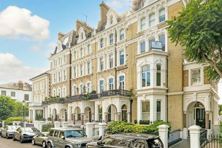 Redcliffe Square - Photo 2