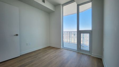 For Lease - 1 Fairview Road Unit# 2204, Mississauga, Ontario - Photo 3