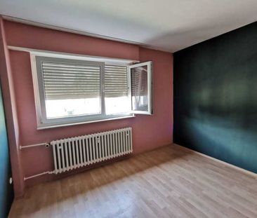 Modernisierte Wohnung mit zwei Zimmern und Balkon in Mannheim - Foto 1