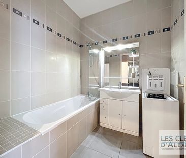 Location Appartement 1 pièce 38m² LYON 8ème - Photo 6