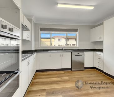 4/54 Allambee Place, Valentine - Photo 3