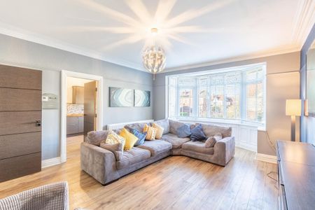 2 bedroom flat to rent - Photo 3