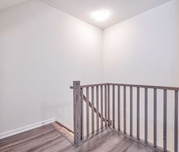 For Lease - 151 Honeycrisp Crescent Unit# 180, Vaughan, Ontario - Photo 3