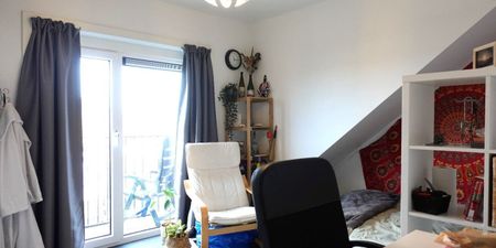Appartement te huur in Sint-Pieters voor € 850 met 2 slaapkamers - Photo 4