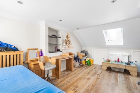 Eglinton Hill, London, SE18 - Photo 5