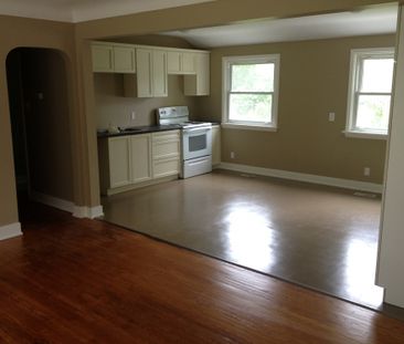82 Jacobson Avenue - Photo 6