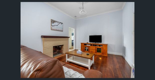 Beautiful 4x1 Home in Piccadilly - Photo 1