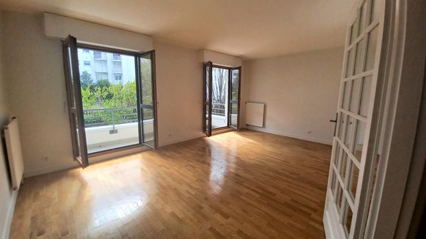 location Appartement T2 DE 57.9m² À BOULOGNE - Photo 1