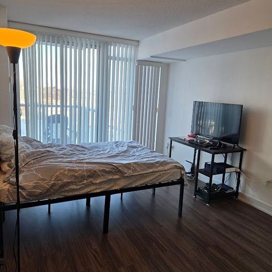 For Lease - 121 Mcmahon Drive Unit# 906, Toronto, Ontario - Photo 1