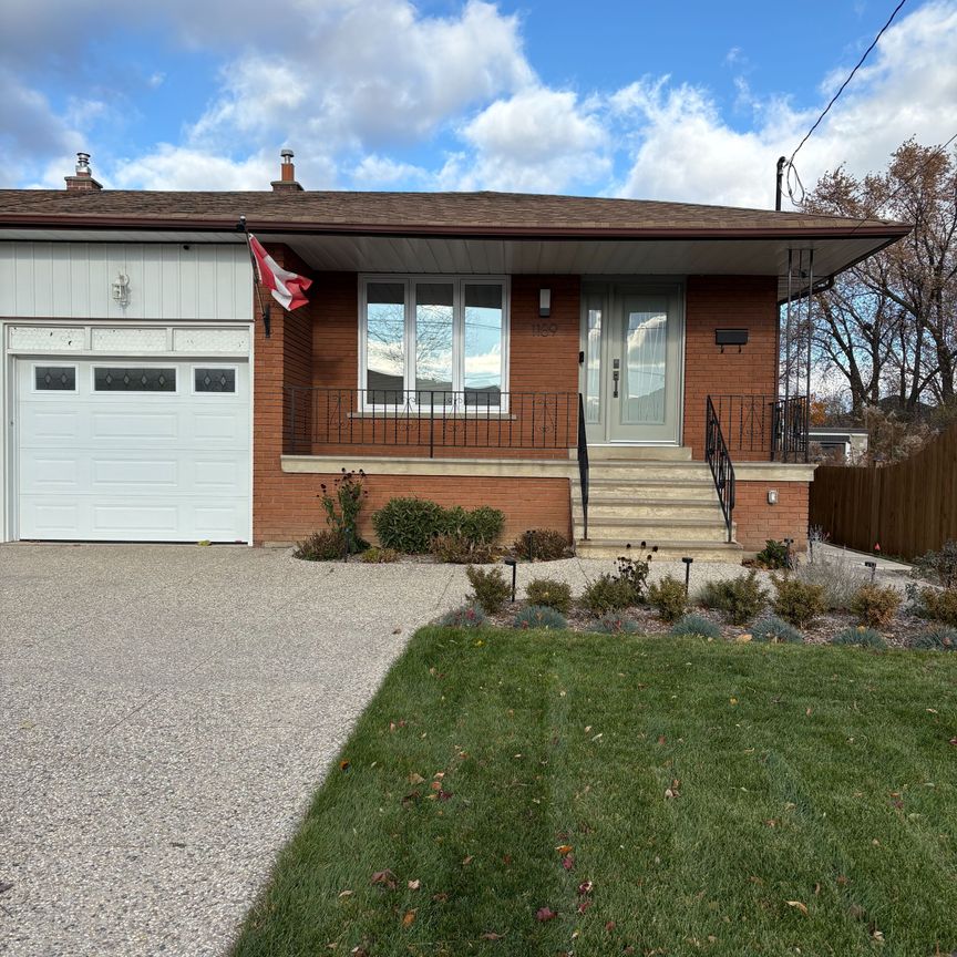 For Lease - 1189 Alexandra Avenue, Mississauga, Ontario - Photo 1