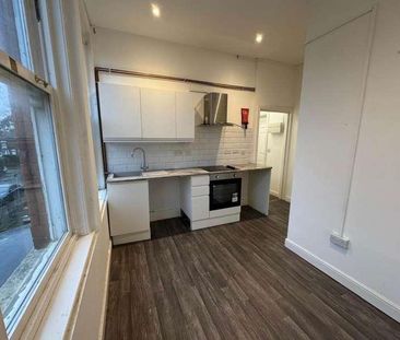 Kings Road, Doncaster, DN1 - Photo 1