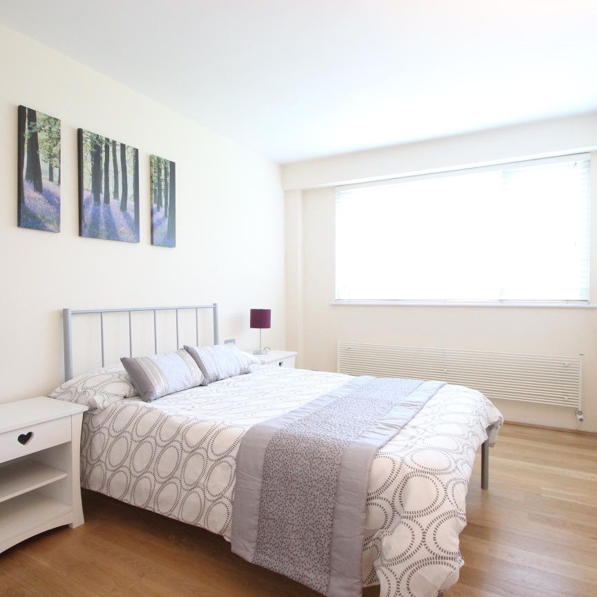 Lee Court, W8, London - Photo 1