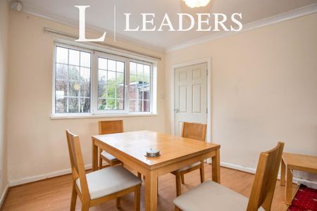 4 bedroom terraced house to rent - Photo 4