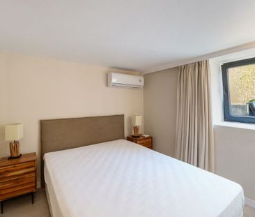3 Bedroom Apartment with a terrace, Estoril, Cascais - Photo 5