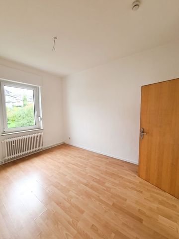 Zentrale 4-Zimmer-Wohnung für Familien - Photo 2