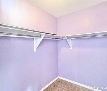 ELEGANT 3-BEDROOM FREEHOLD TOWNHOUSE WITH MODERN FINISHES - Photo 6