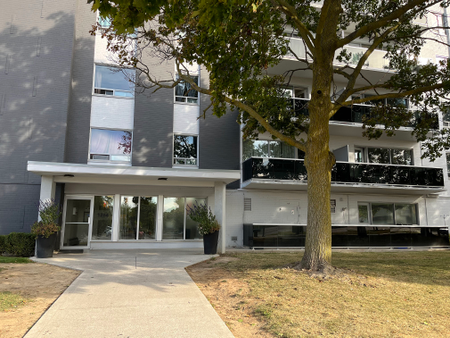 1264 York Mills Road - Photo 2