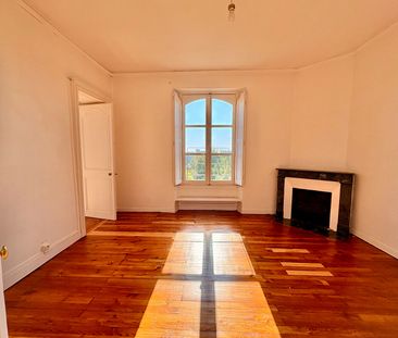 A LOUER - APPARTEMENT FAMILIAL T6 D'EXCEPTION DE 204M² ENTRE GARE E... - Photo 5