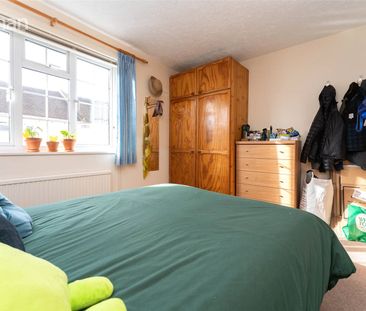 4 bedroom terraced house to rent - Photo 5