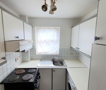 1 Bed Flat, Epsom Road, CR0 - Photo 1