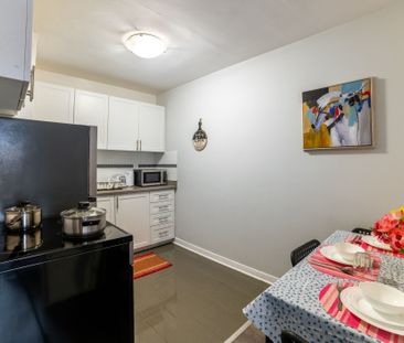 Deluxe Room - Islington (Etobicoke) - Photo 5
