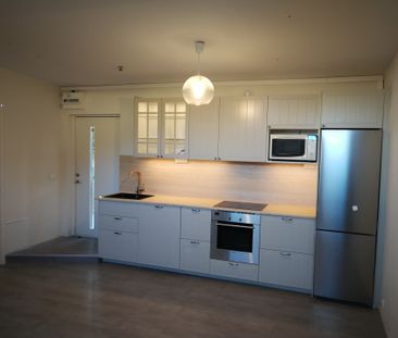 Solfagravägen, Huddinge - Photo 2