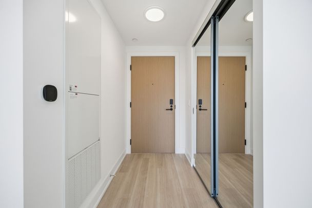 For Lease - 25 Cordova Avenue Unit# 811, Toronto, Ontario - Photo 1