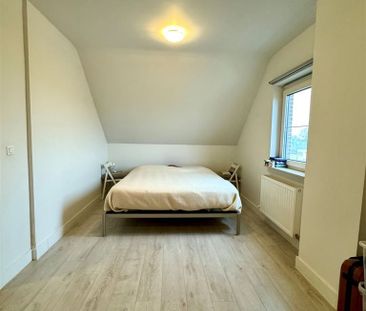 Prachtig duplex-appartement met 3 ruime slaapkamers, groot terras e... - Photo 4