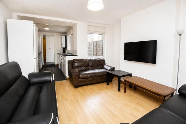 7 bedroom house to rent - Photo 1