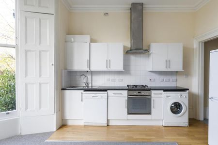 2 bedroom flat to rent - Photo 5