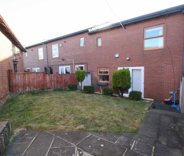 3 bedroom terraced house to rent - Photo 2