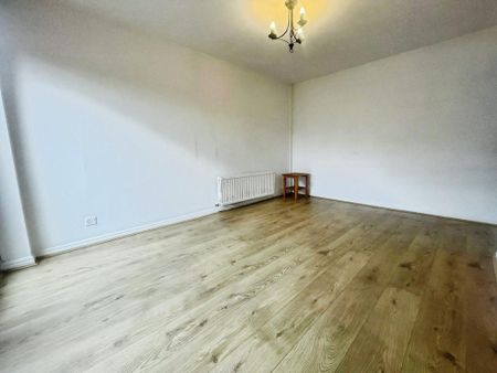 1 bedroom semi-detached house to rent - Photo 3