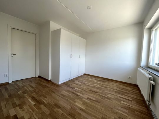 Frestavägen, Sollentuna - Foto 1