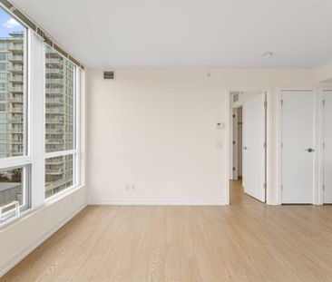 Eau Claire River View Condo | Pool Access & Underground Parking - Photo 4