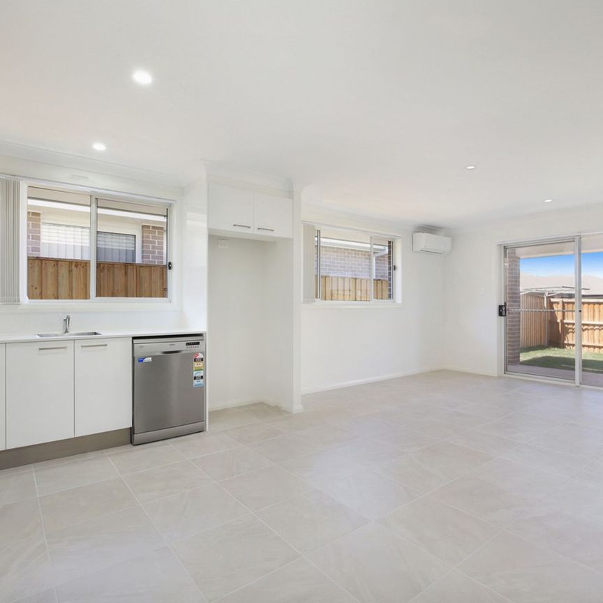 Modern Villa - Photo 1