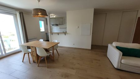 Location Appartement 3 pièces 60m² BOUGUENAIS 44340 - Photo 2