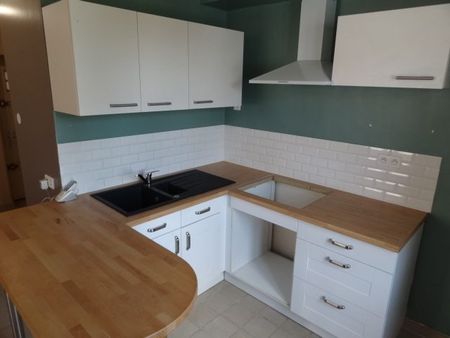 Location Appartement 2 pièces 44m² VILLEFRANCHE SUR SAONE 69400 - Photo 2