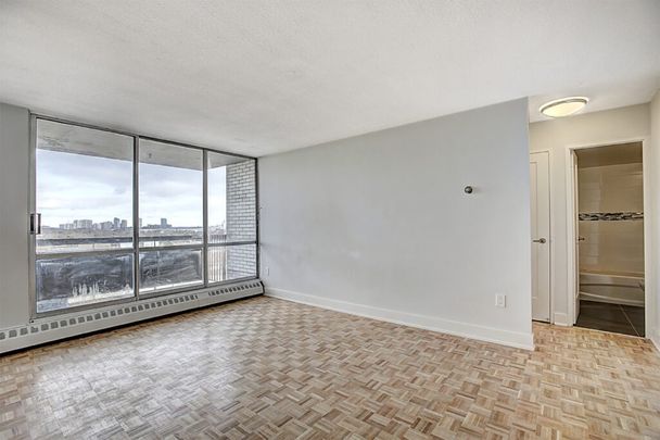 The Nottingham - Photo 1